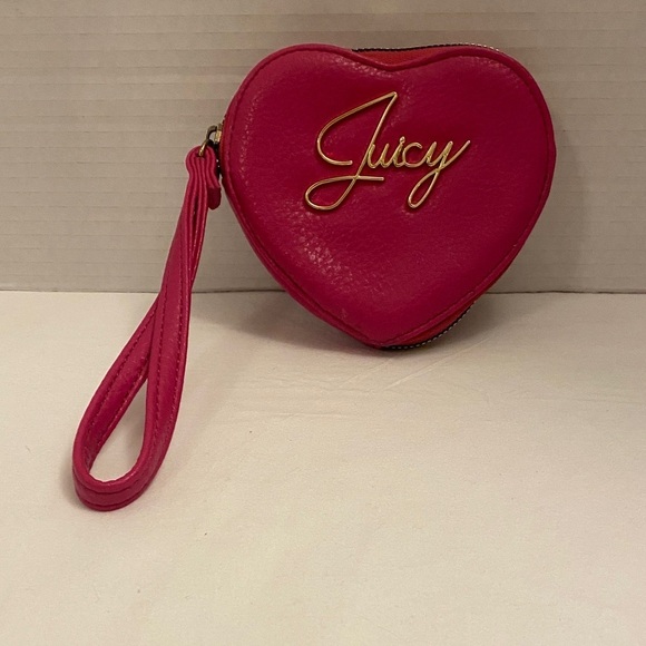 Juicy Couture Handbags - Juicy Couture Fuchsia Heart Wristlet